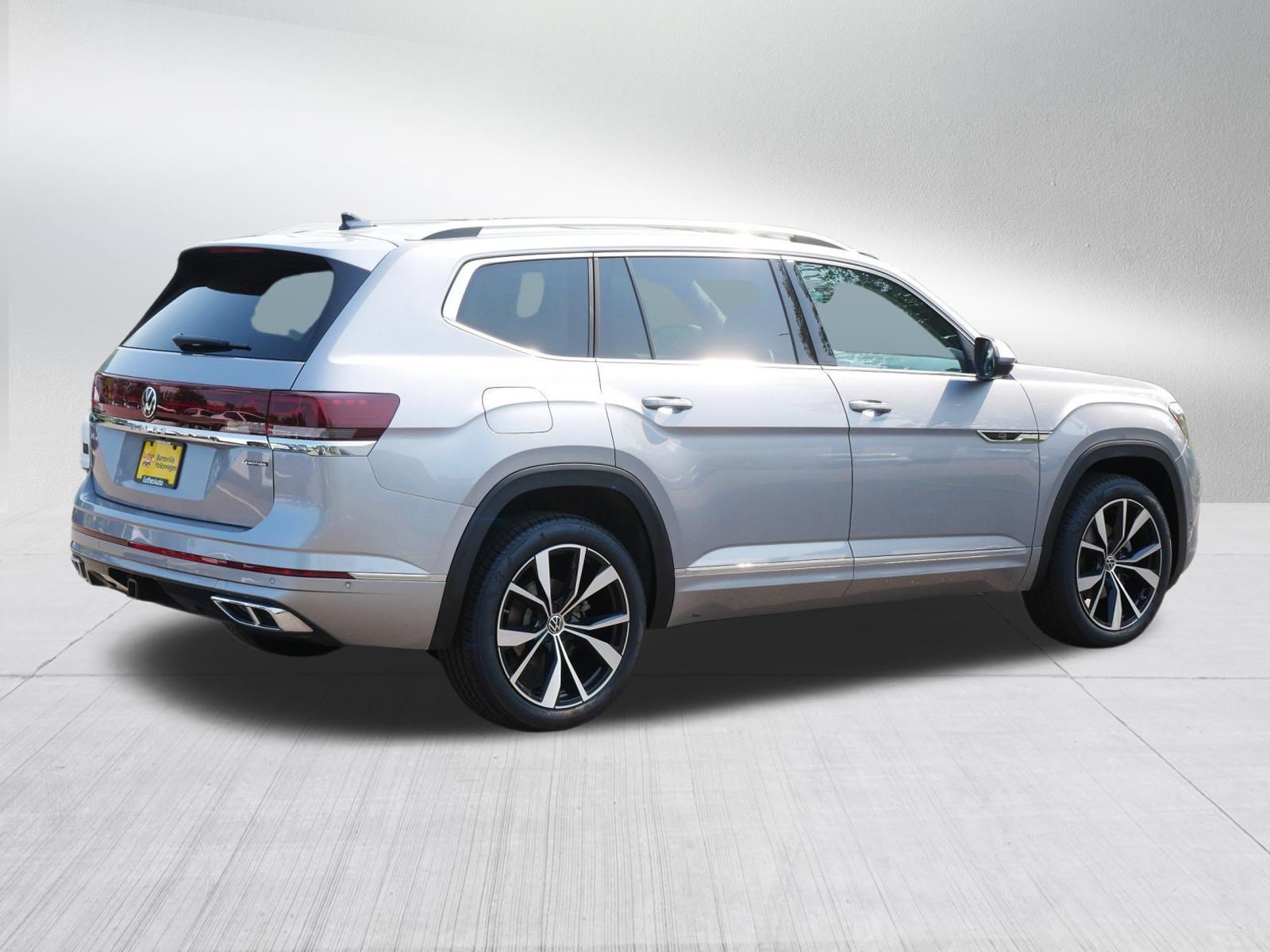 Certified 2026 Volkswagen Atlas SEL Premium R-Line AWD/4WD image 7
