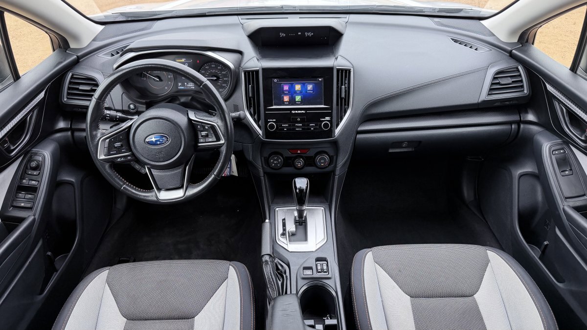 Used 2018 Subaru Crosstrek 2.0i Premium w/ Eyesight System image 18