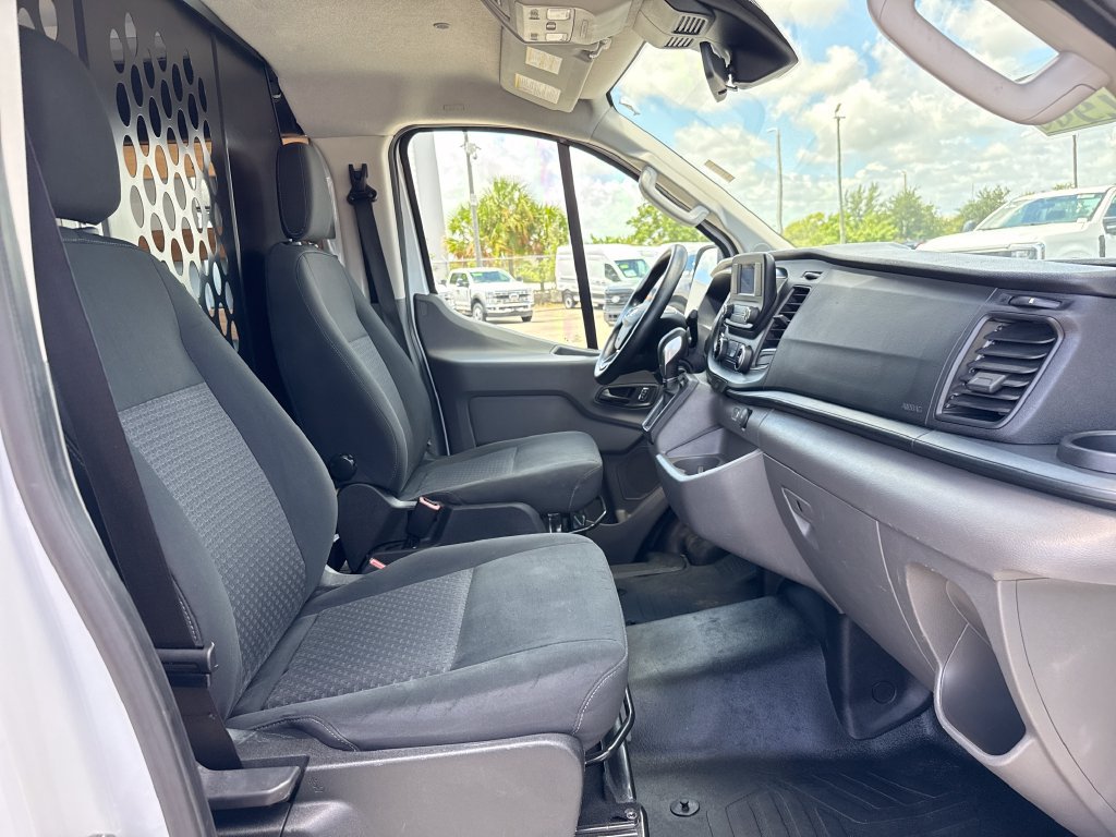 Certified 2025 Ford Transit 250 Low Roof w/ Exterior Upgrade Package RWD image 23