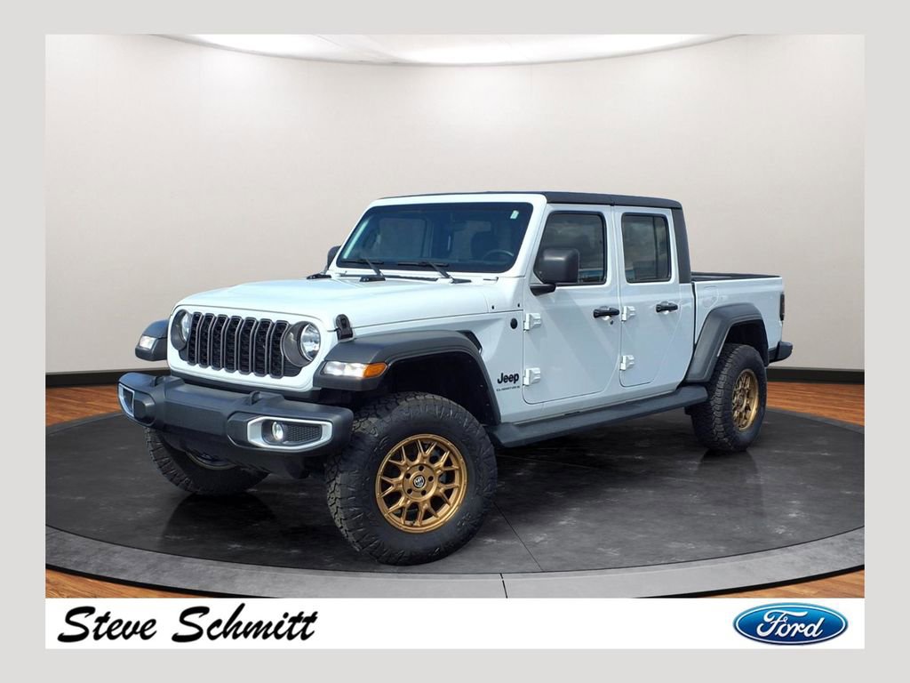 Used 2024 Jeep Gladiator Sport AWD/4WD image 1
