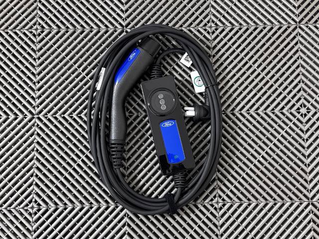 Certified 2022 Ford Escape SE w/ Cold Weather Package image 12