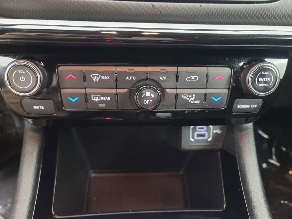 Used 2024 Jeep Compass Trailhawk image 32