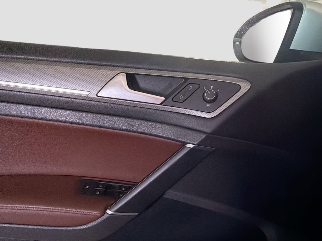 Used 2017 Volkswagen Golf Alltrack SE image 18