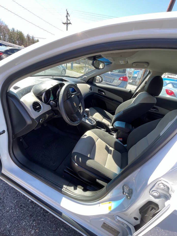Used 2012 Chevrolet Cruze LS w/ Connectivity Package image 21