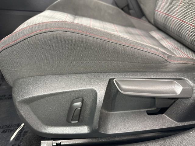 Used 2022 Volkswagen GTI S FWD image 11