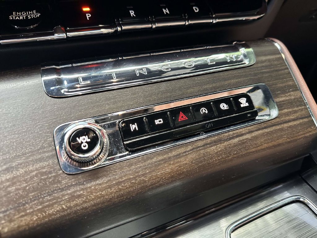 Used 2026 Lincoln Aviator Reserve AWD/4WD image 24