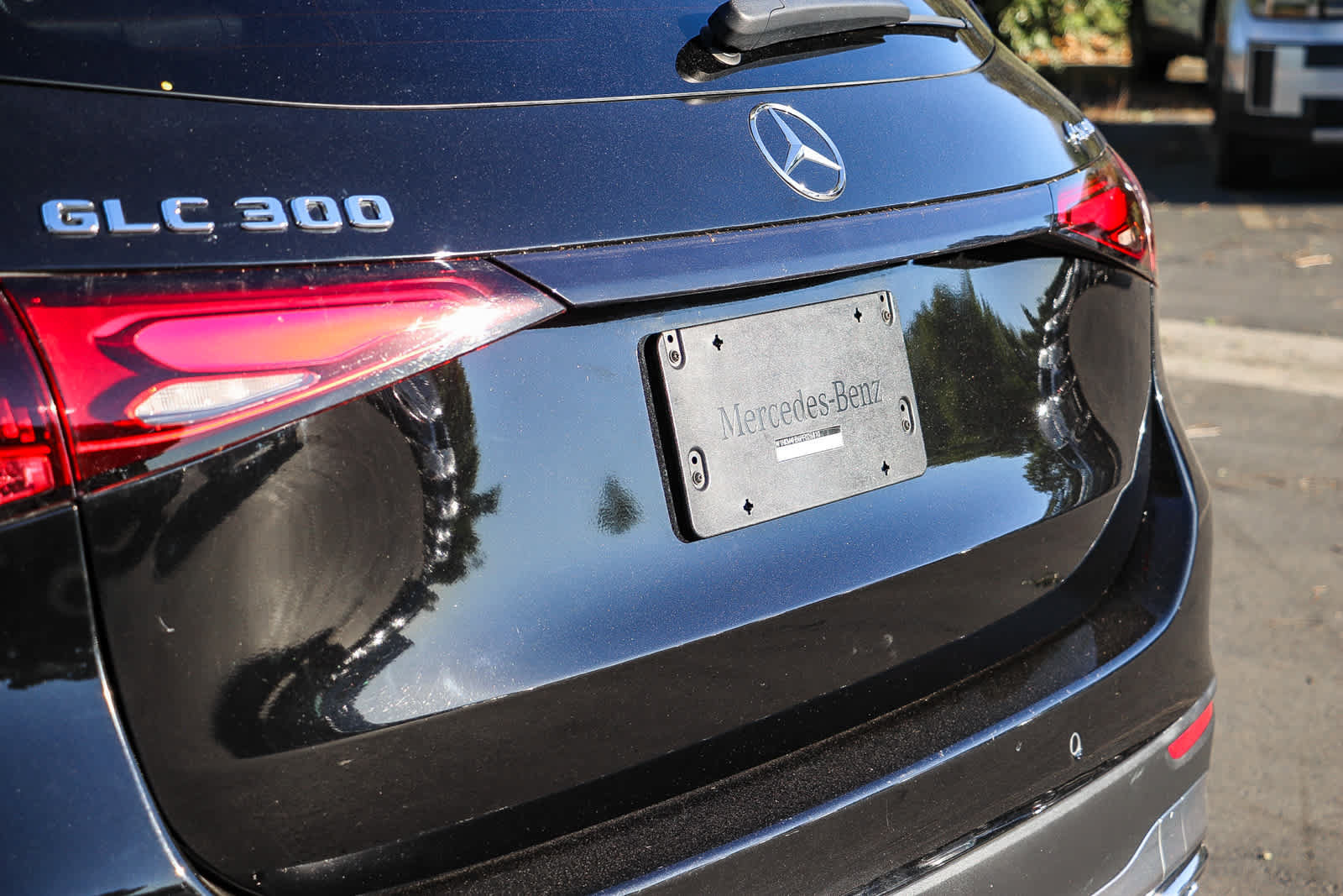 Used 2023 Mercedes-Benz GLC 300 4MATIC image 10