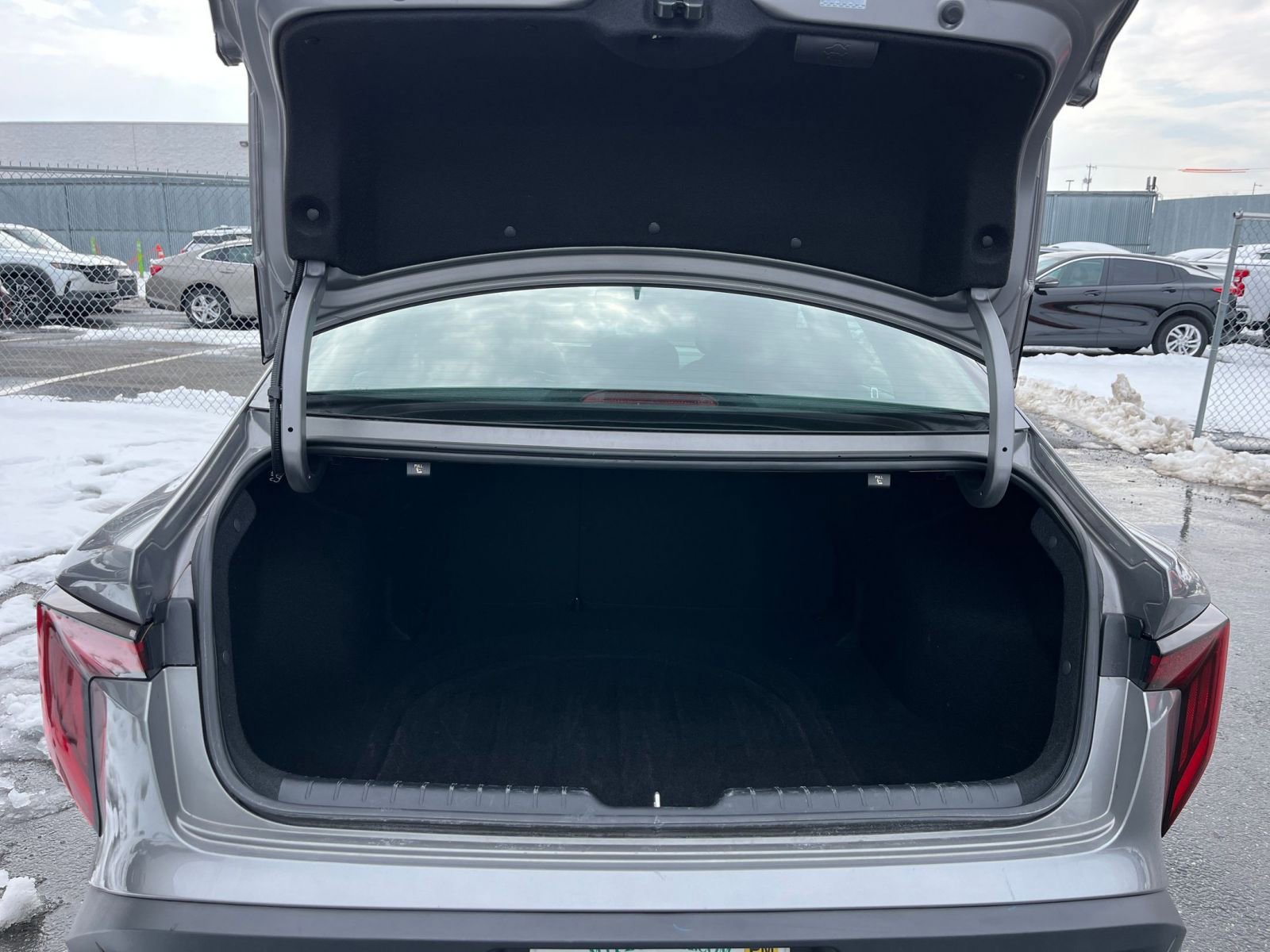 Used 2025 Kia K4 FWD image 31
