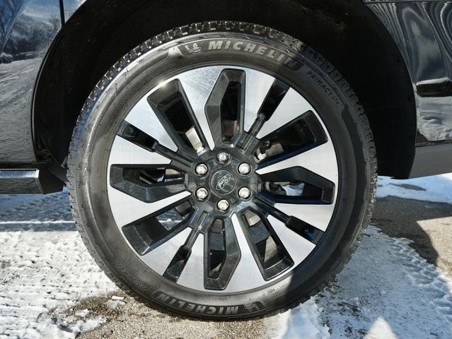 Used 2025 Ford Expedition Max Platinum w/ Driver's Package image 34