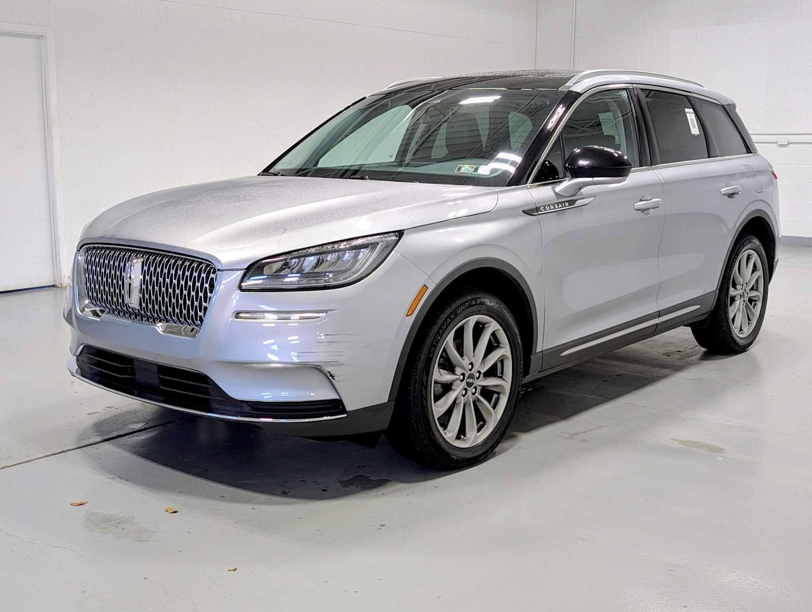 Used 2022 Lincoln Corsair AWD w/ Premium Package image 1