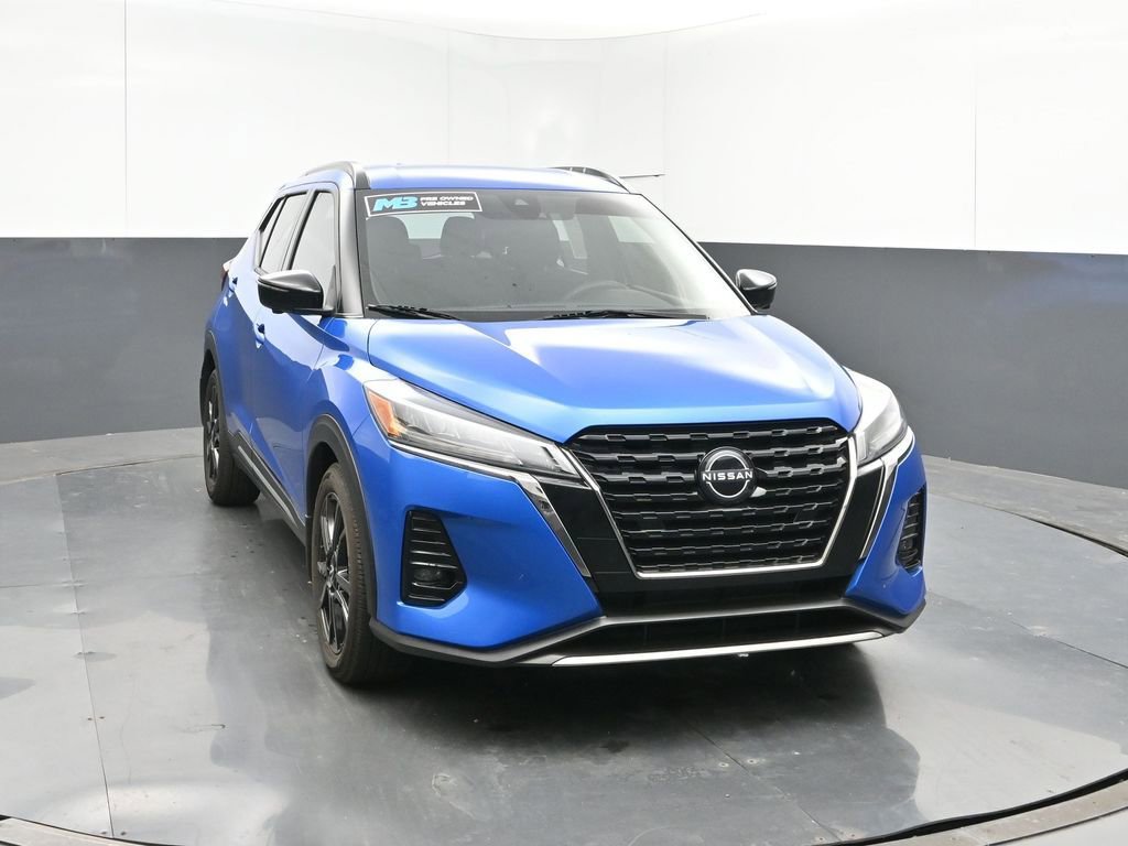 Used 2023 Nissan Kicks SR image 8