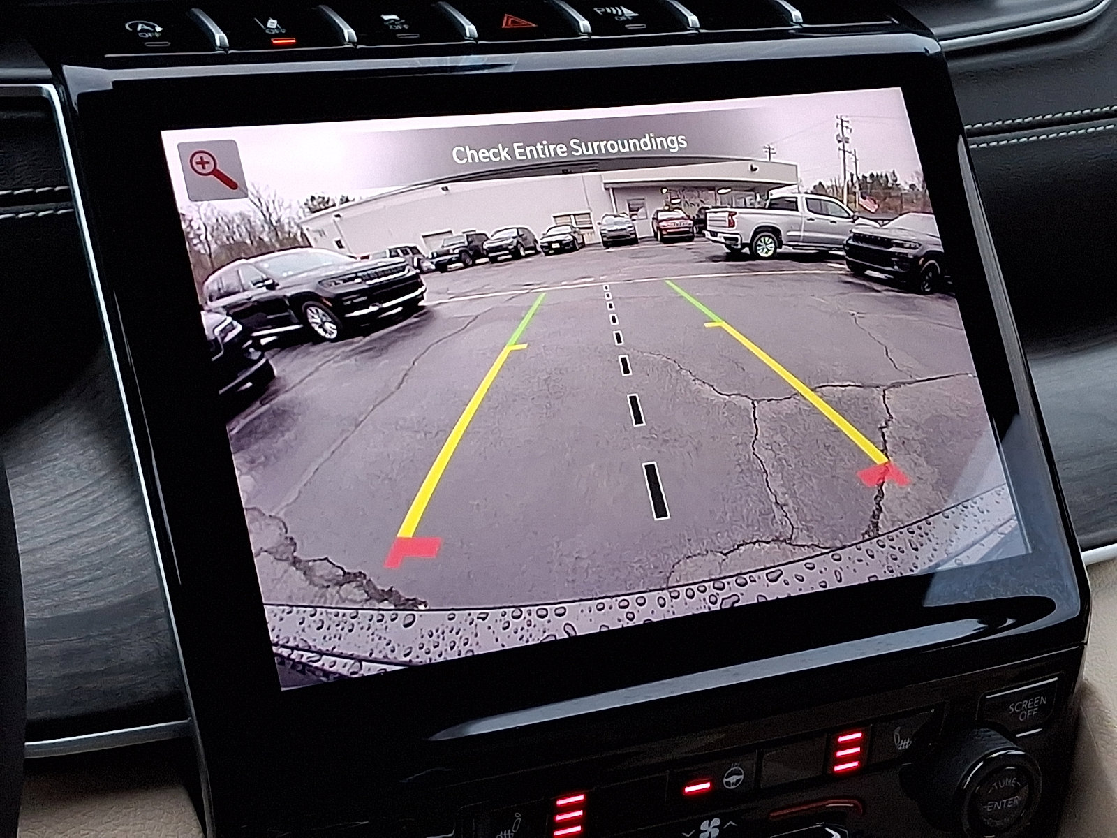 Used 2025 Jeep Grand Cherokee Limited image 19