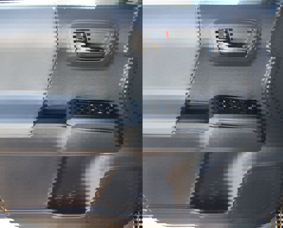 Used 2023 Toyota Tacoma SR image 27