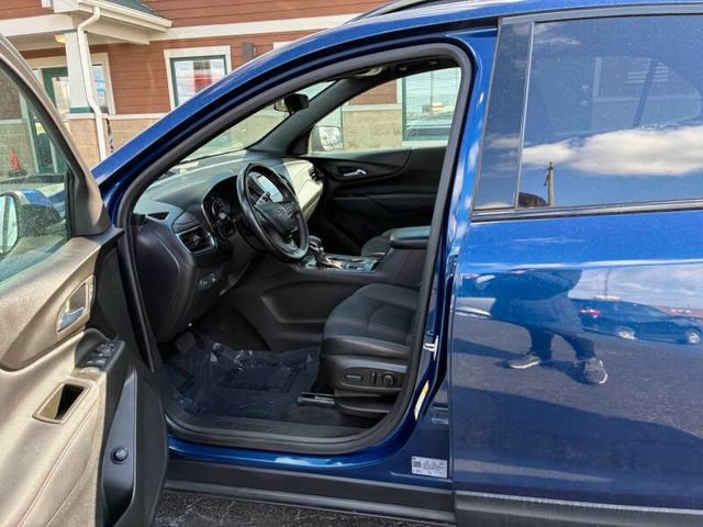 Used 2023 Chevrolet Equinox RS FWD image 8