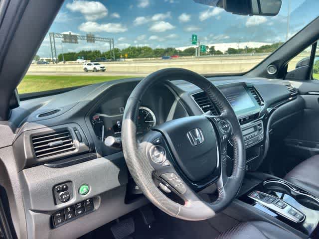 Certified 2021 Honda Ridgeline Black Edition image 15