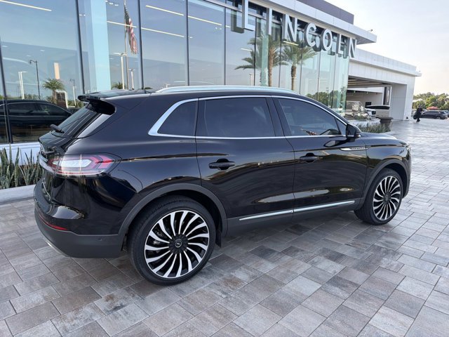 Certified 2022 Lincoln Nautilus Black Label AWD/4WD image 2