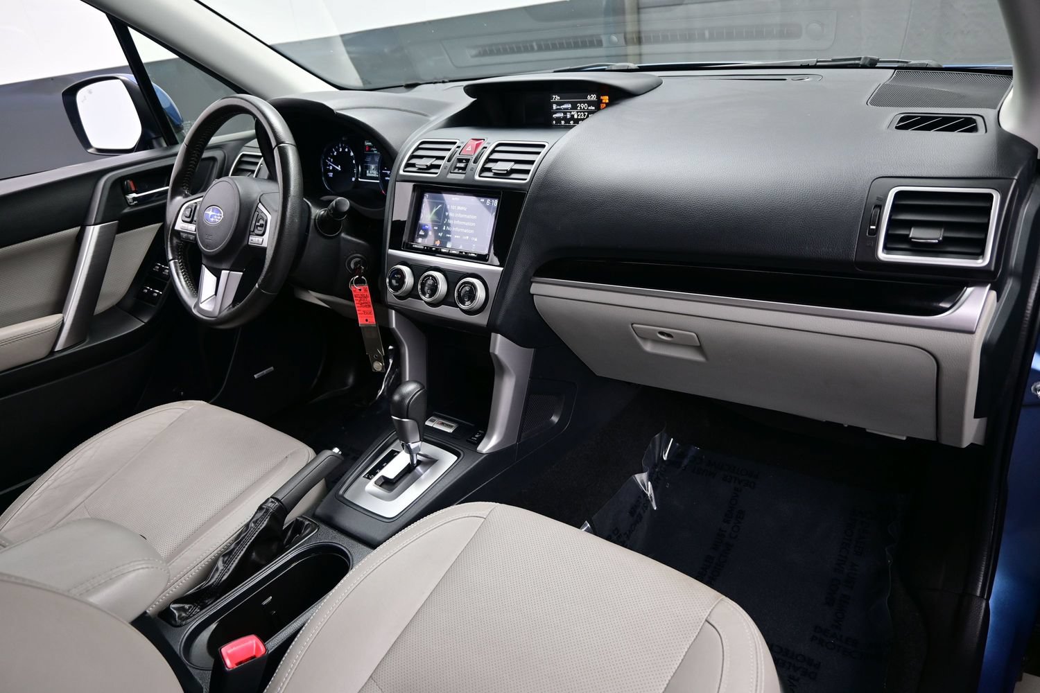 Used 2017 Subaru Forester 2.5i Limited AWD/4WD image 15