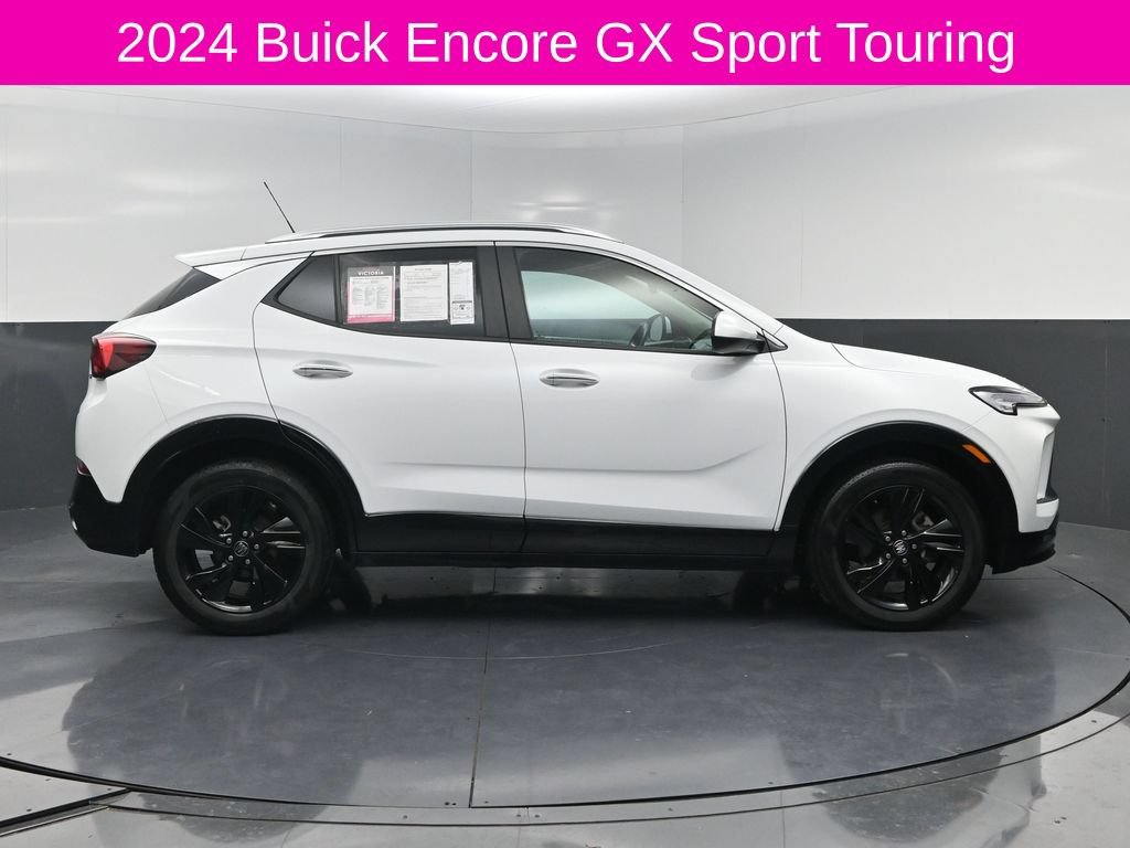 Used 2024 Buick Encore GX Sport Touring FWD image 4
