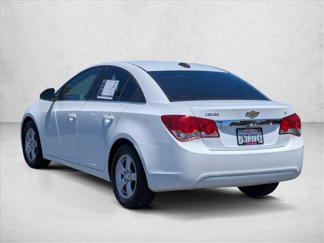 Used 2016 Chevrolet Cruze LT w/ Technology Package FWD image 8