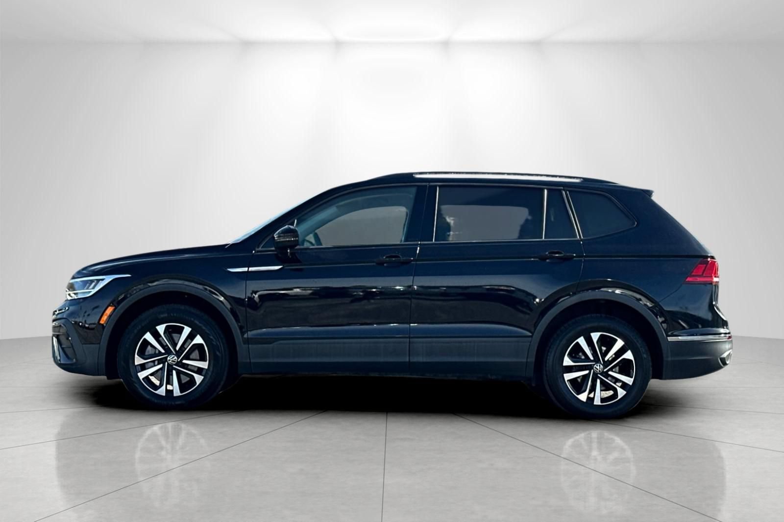 Used 2022 Volkswagen Tiguan S AWD/4WD image 6