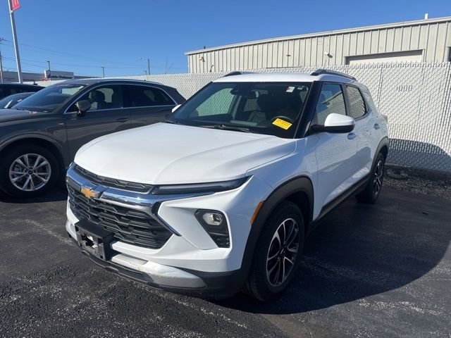 Used 2024 Chevrolet TrailBlazer LT w/ Convenience Package