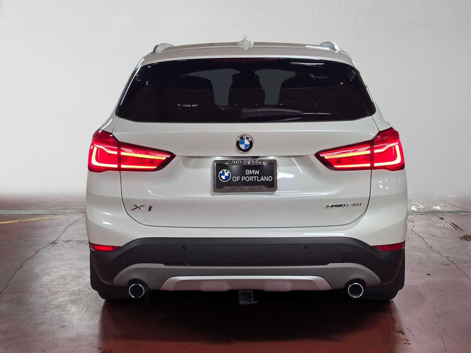 Used 2019 BMW X1 xDrive28i w/ Convenience Package AWD/4WD image 4