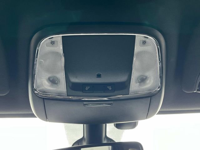 Used 2022 Jeep Grand Cherokee Laredo E image 25