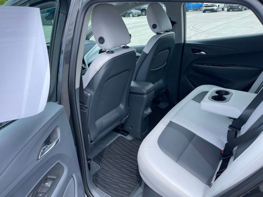 Used 2019 Chevrolet Bolt Premier w/ Infotainment Package FWD image 14