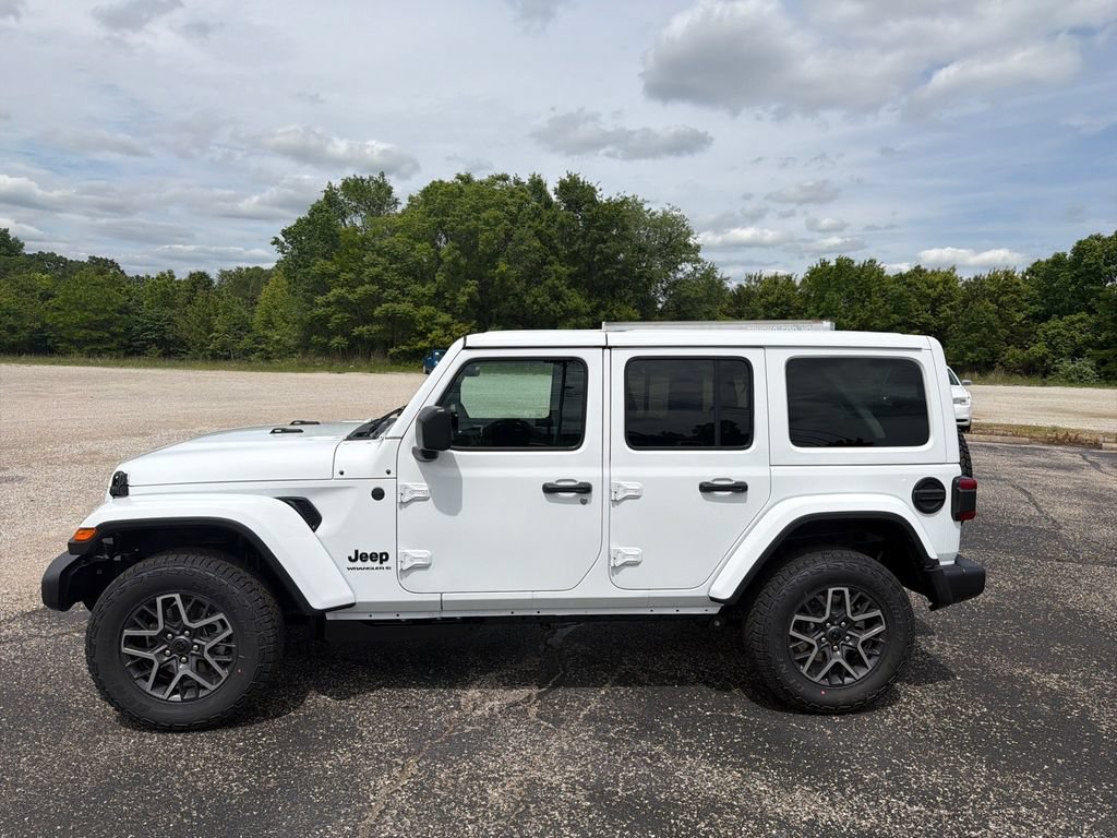 New 2026 Jeep Wrangler Unlimited Sahara w/ Technology Group AWD/4WD image 4