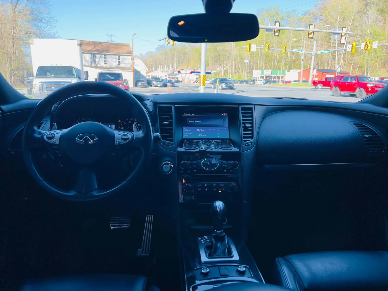 Used 2015 INFINITI QX70 3.7 image 19