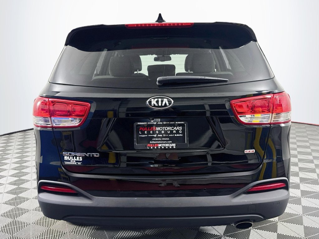 Used 2017 Kia Sorento FWD w/ LX Convenience Package image 6