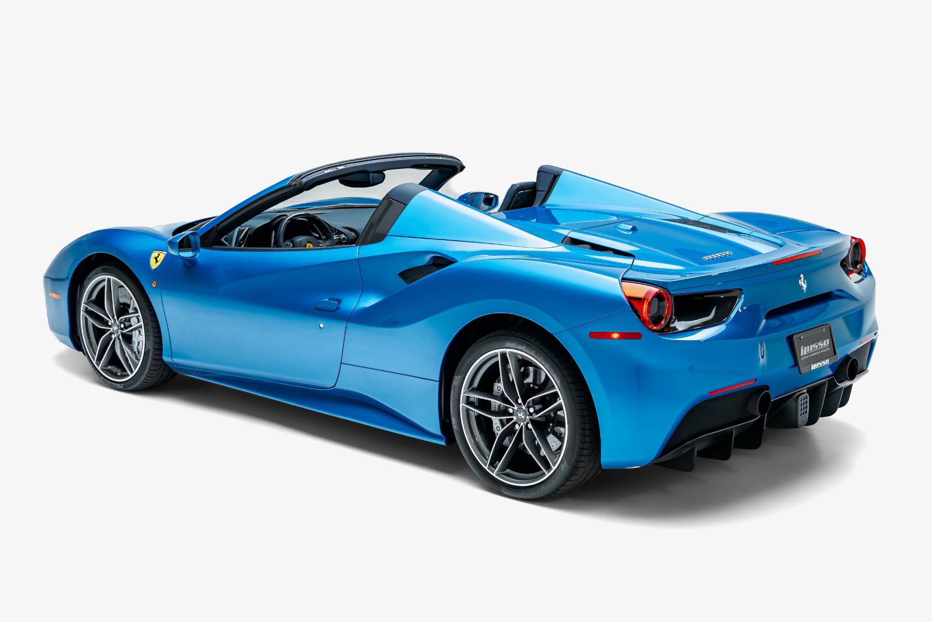Used 2019 Ferrari 488 Spider RWD image 17