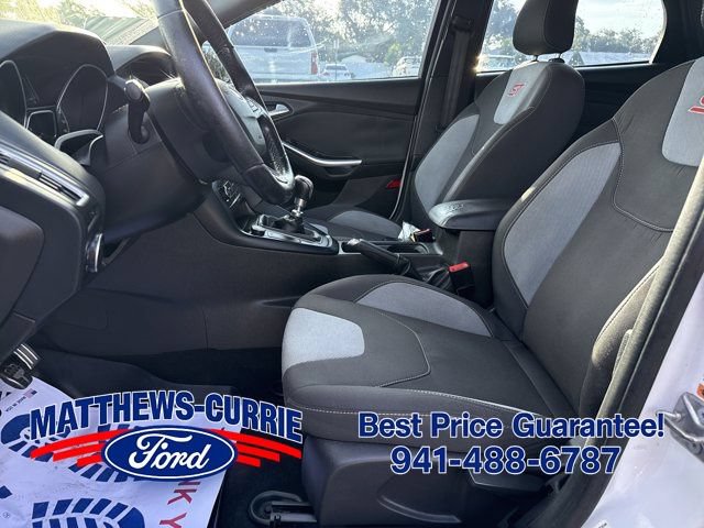 Used 2016 Ford Focus ST FWD image 9