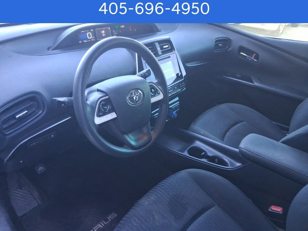 Used 2016 Toyota Prius Two image 5