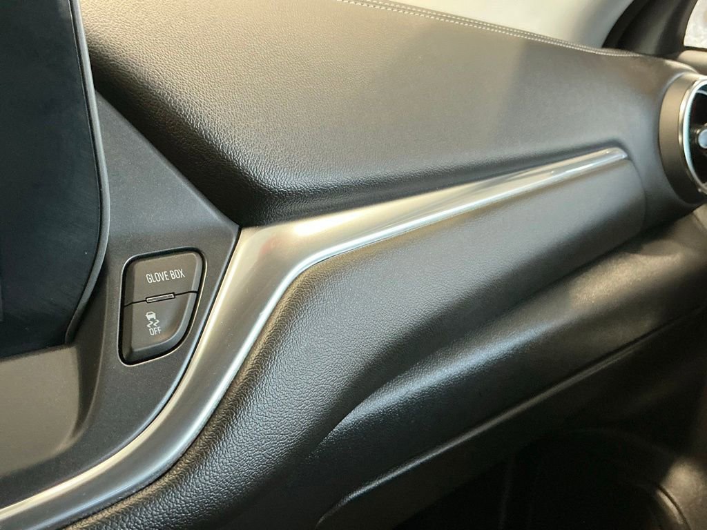 Used 2025 Chevrolet Blazer LT FWD image 35