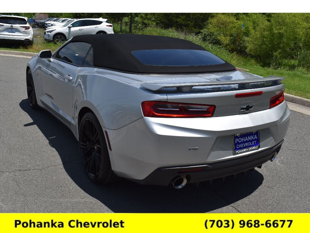 Used 2018 Chevrolet Camaro SS RWD image 5