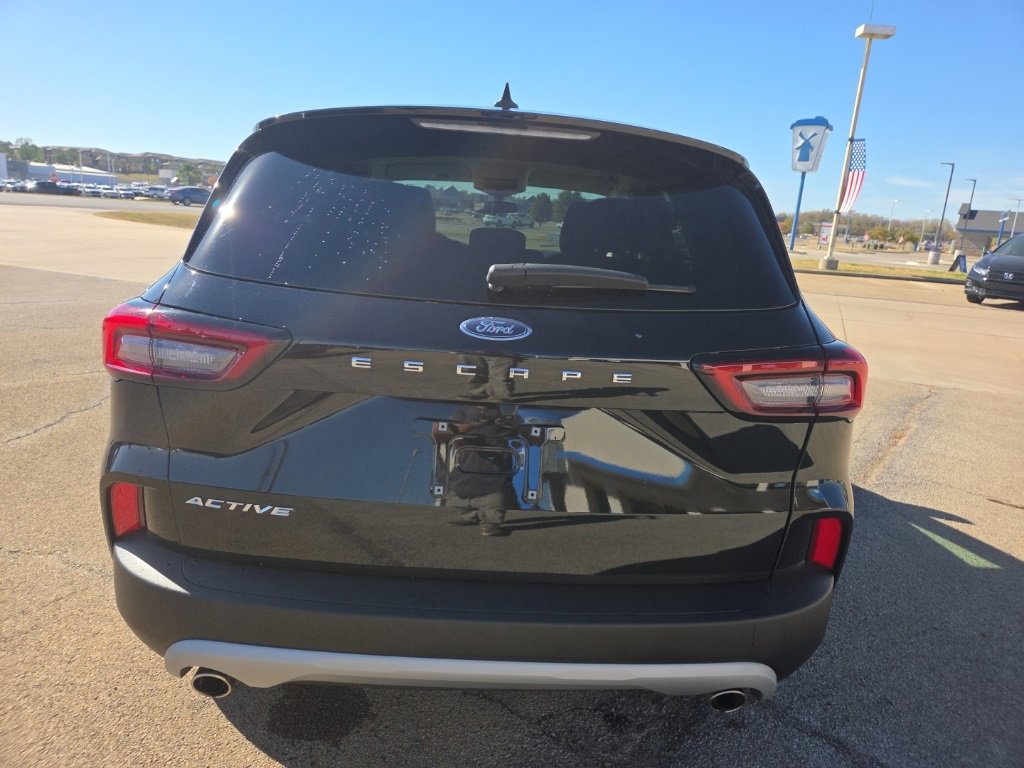 Used 2024 Ford Escape Active image 6