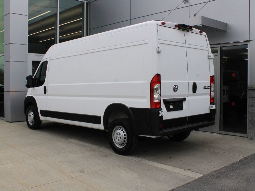 New 2026 RAM ProMaster 2500 w/ Premium Convenience Group FWD image 6