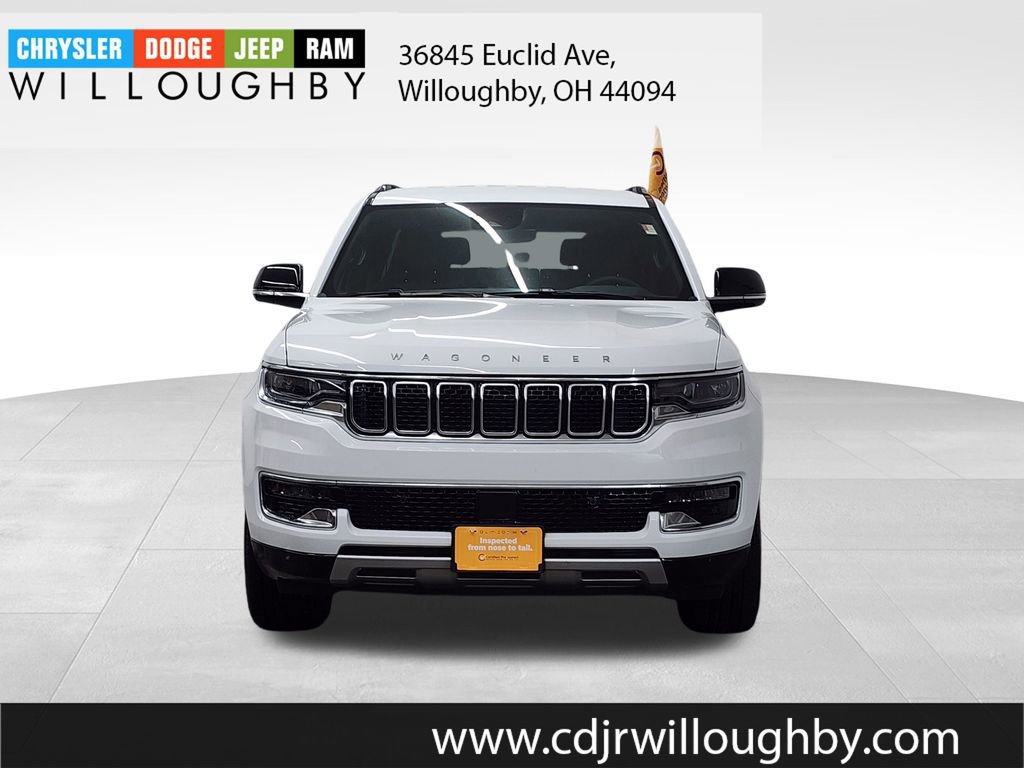 Certified 2025 Jeep Wagoneer Series II w/ 8-Passenger Seating Package AWD/4WD image 2