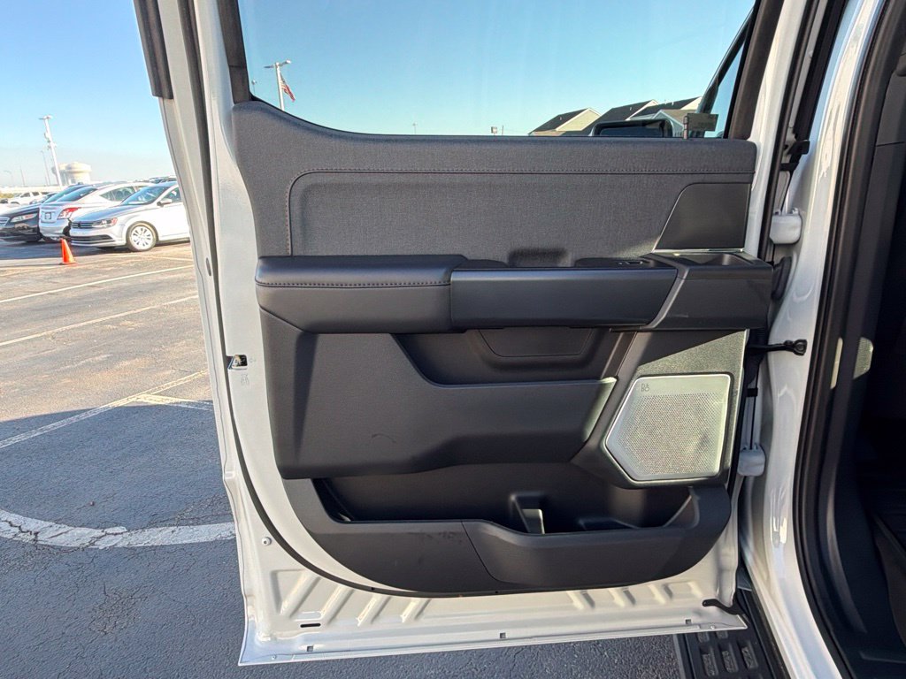 Used 2023 Ford F150 Raptor AWD/4WD image 27