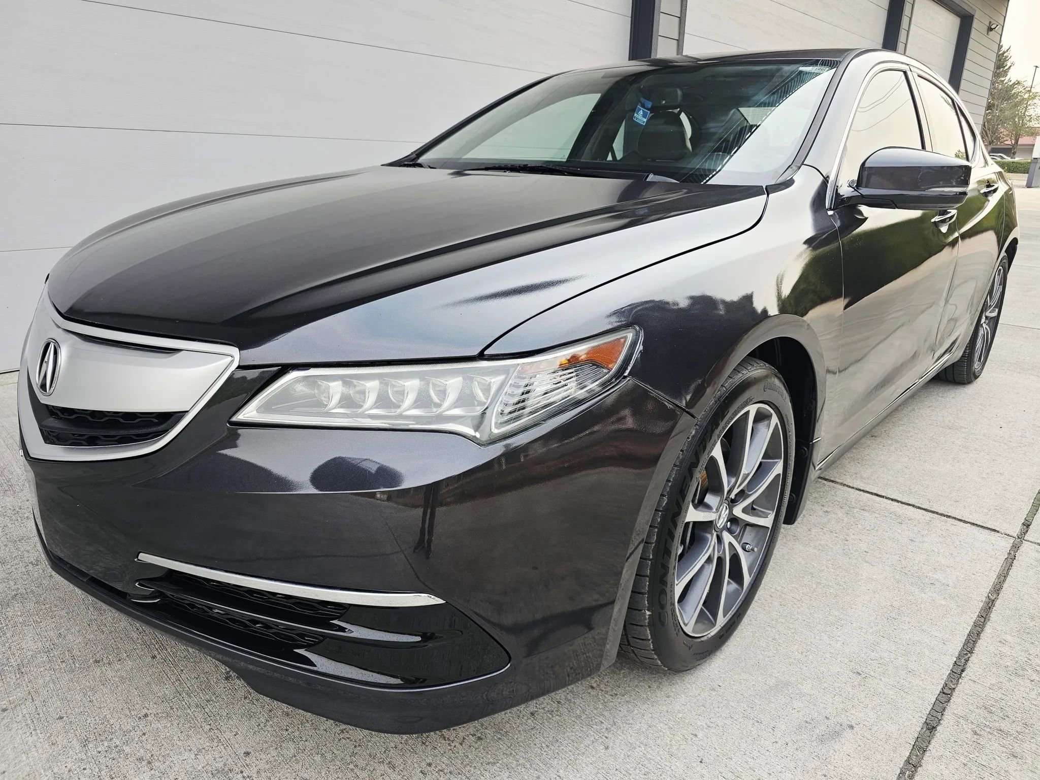 Used 2015 Acura TLX V6 image 1