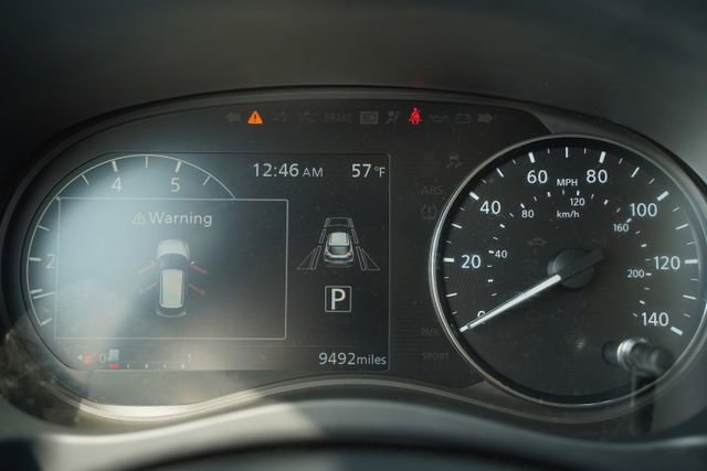 Used 2024 Nissan Kicks SR image 30