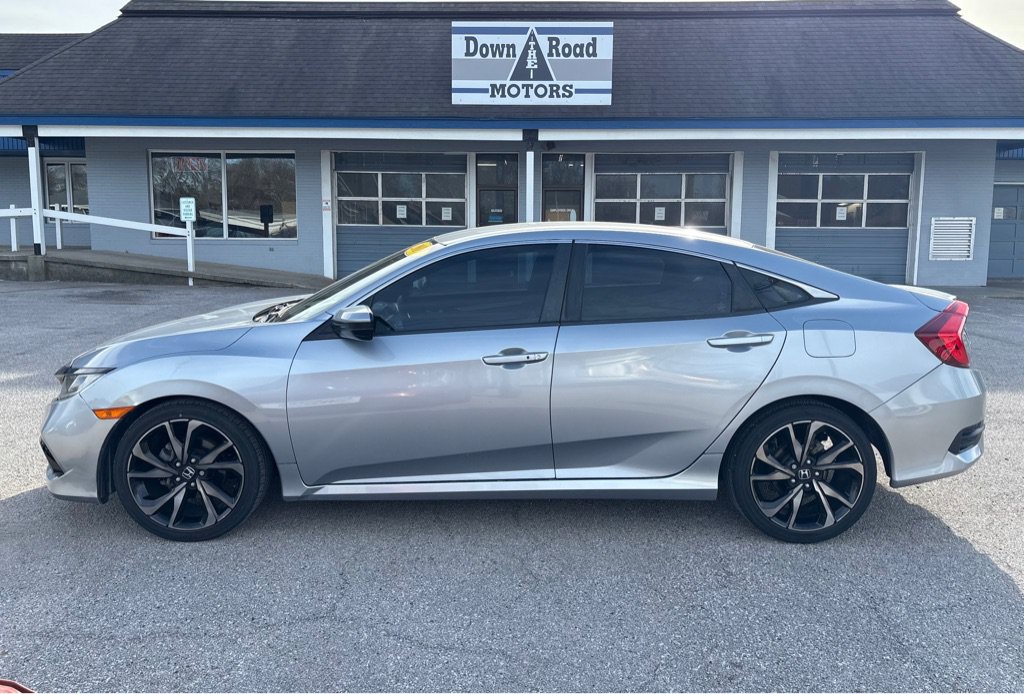 Used 2019 Honda Civic Sport image 2