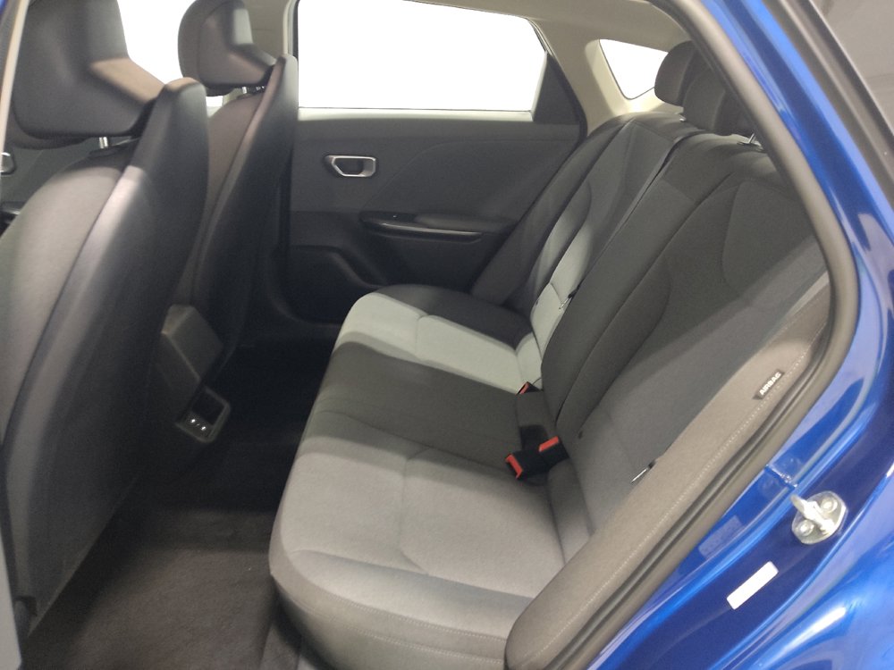 Used 2025 Kia K4 FWD image 18