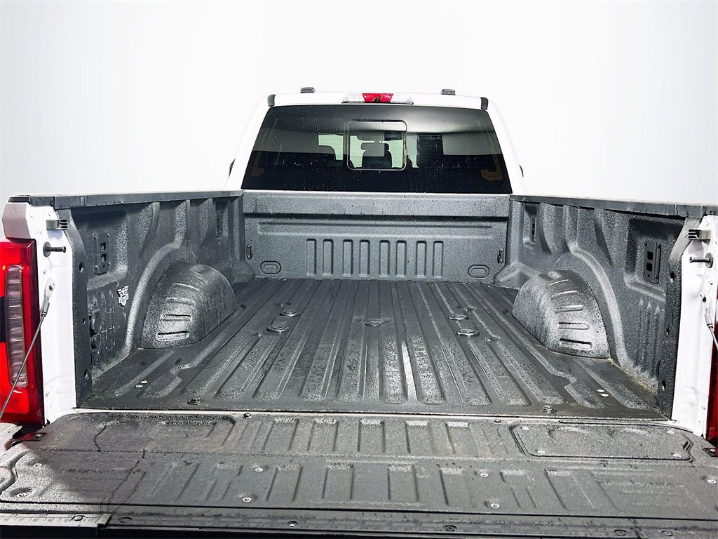 Used 2024 Ford F450 Lariat w/ Camper Package image 22