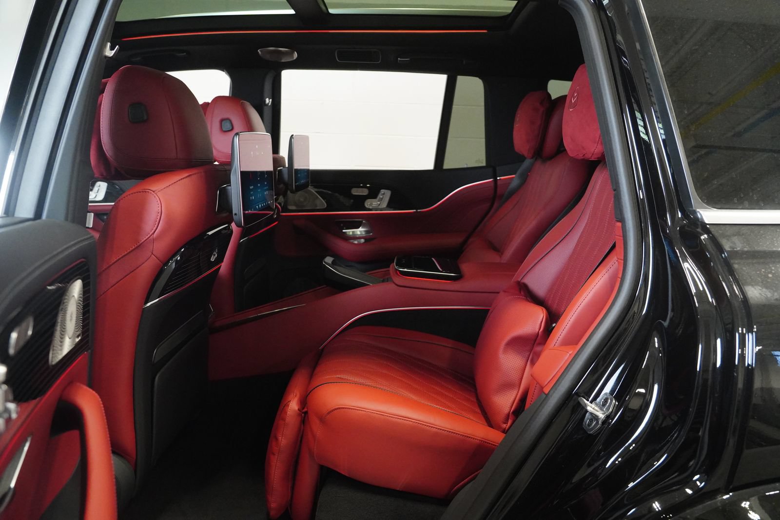 New 2026 Mercedes-Benz Maybach GLS 600 4MATIC image 16