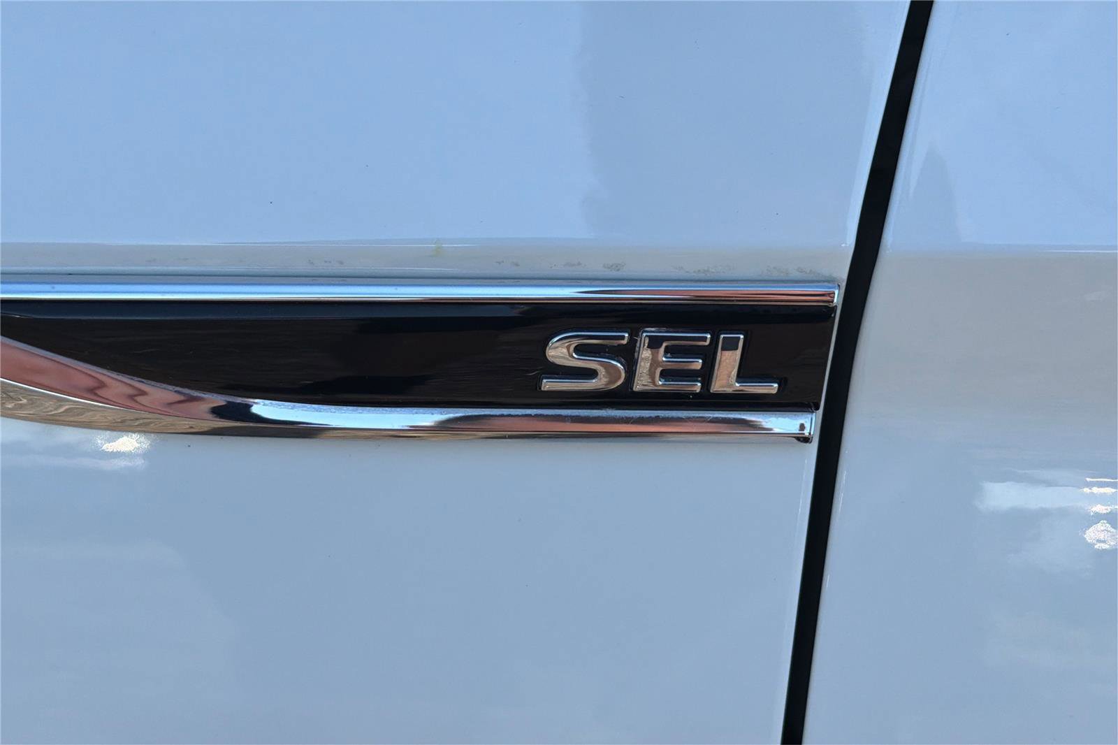 Used 2019 Volkswagen Jetta SEL Premium FWD image 24