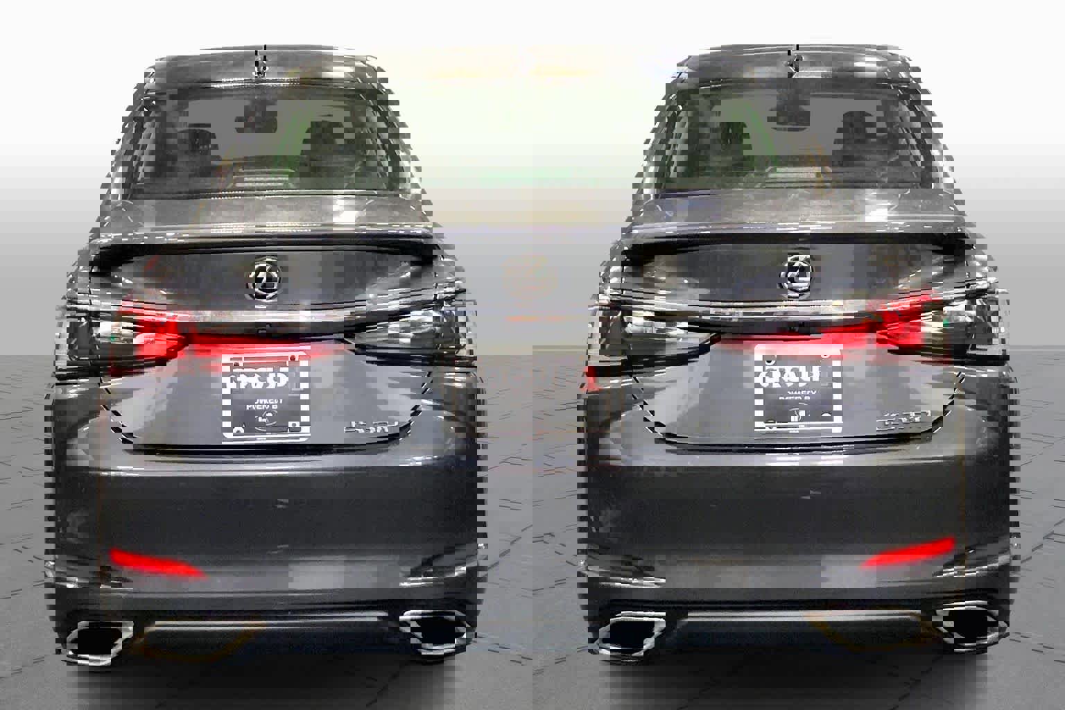 New 2025 Lexus ES 350 Ultra Luxury image 4