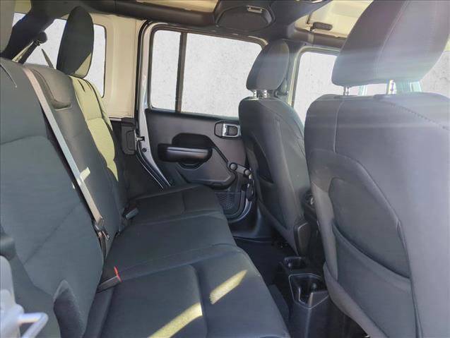 Used 2021 Jeep Wrangler Unlimited Sport image 22