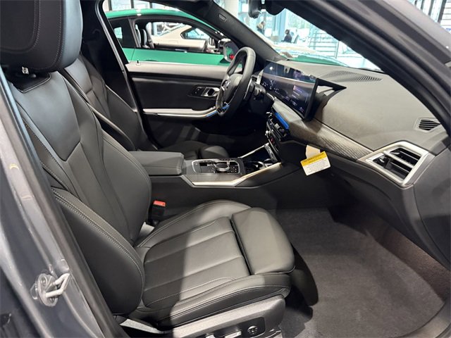 Used 2025 BMW 330i xDrive Sedan w/ Convenience Package image 25